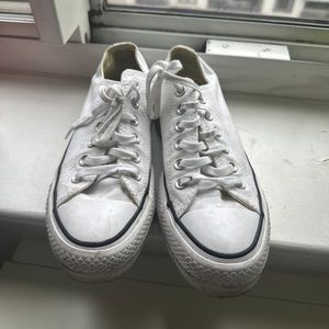 Used platform white converse